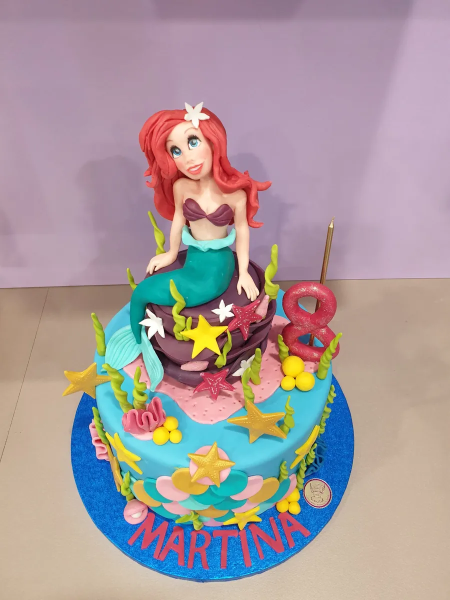 Torta della Sirenetta con fondale marino